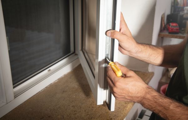 Cost of Dual Pane Window Repair in White Lake