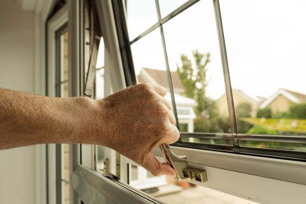 Cost of Window Hinge Repair in White Lake