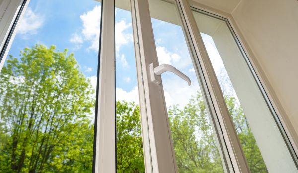 Cost of Window Glass Replacement in White Lake